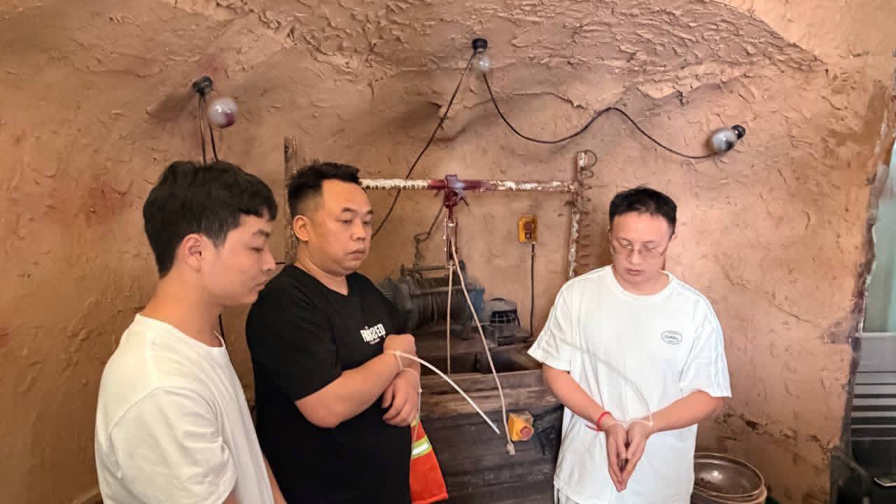 金边 BKK1 公寓专项突击清查 一举牵出人口贩运、电诈、非法居留三类案件