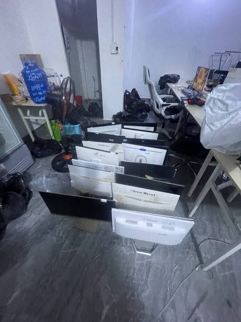 柬埔寨柴桢省巴维特市突击清剿三处诈骗窝点 一举抓获 89 名外籍嫌疑人