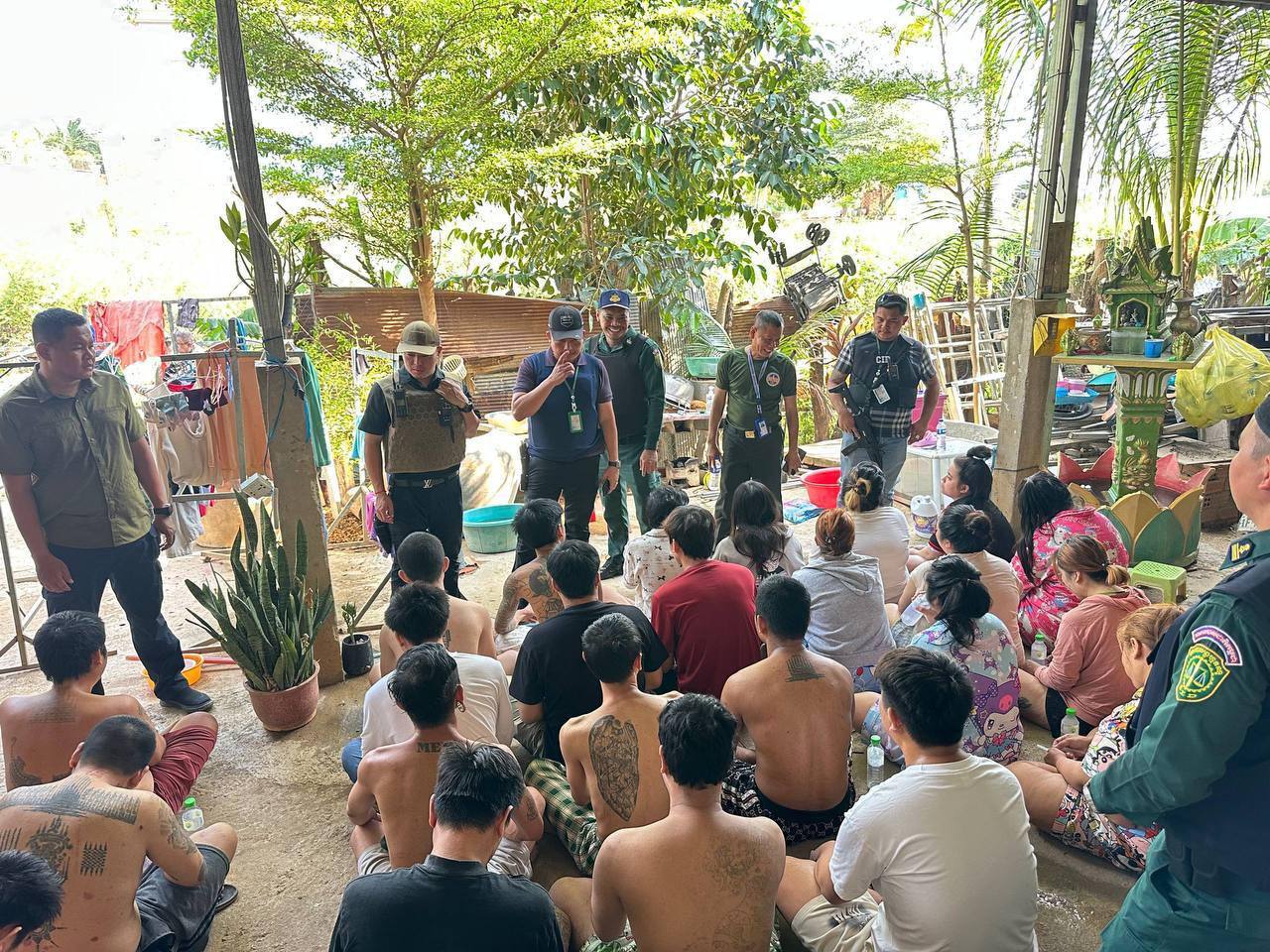 柬埔寨波贝警方突袭出租屋 成功解救 28 名遭非法囚禁泰国公民-东南亚警务报道