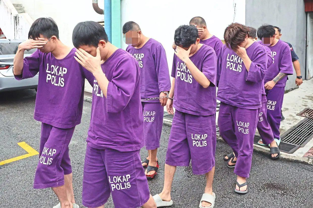 新山高档海景公寓沦为诈骗窝点 4 名中国籍男子落网-东南亚警务报道