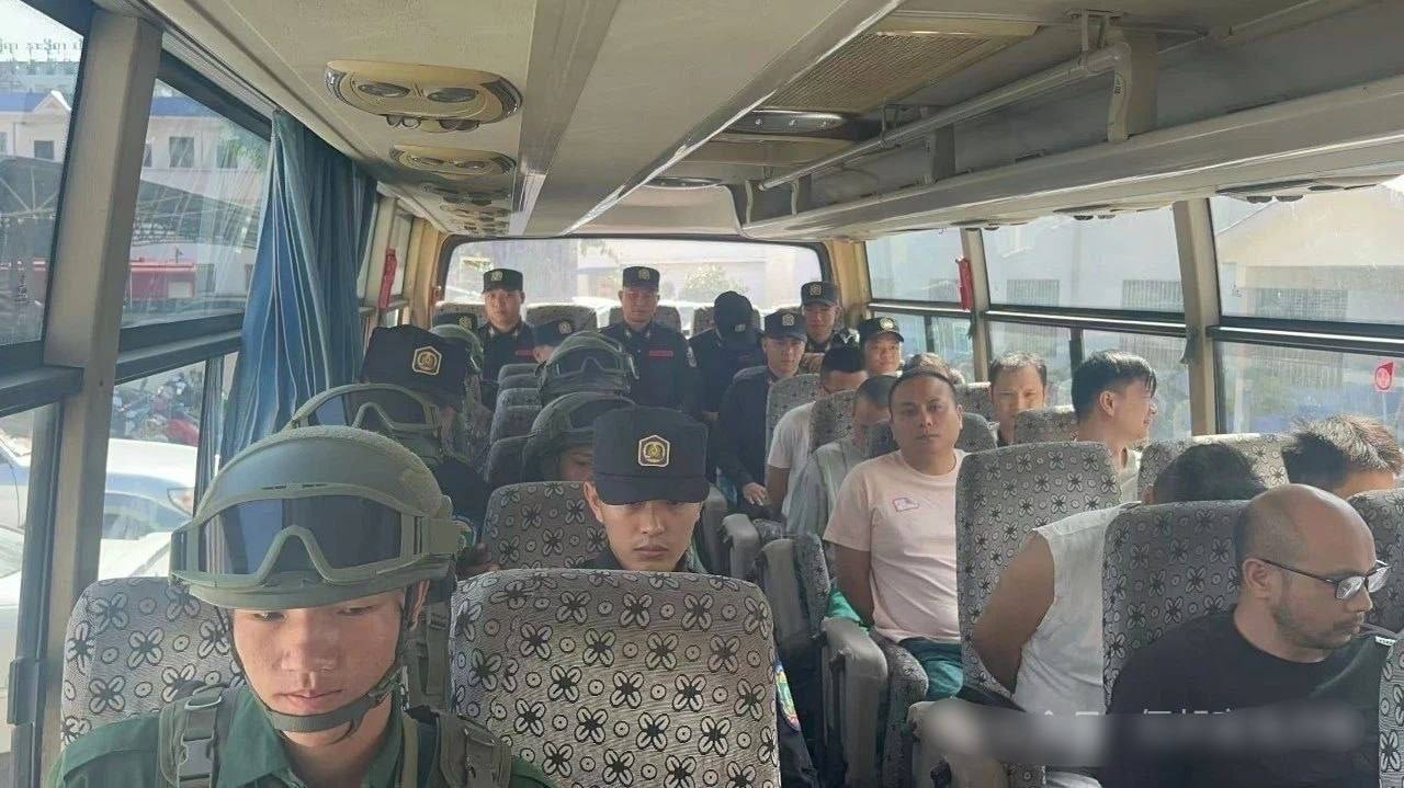 佤邦联手第四特区重拳剿杀电诈窝点 78 人落网 大批作案物资移交中方