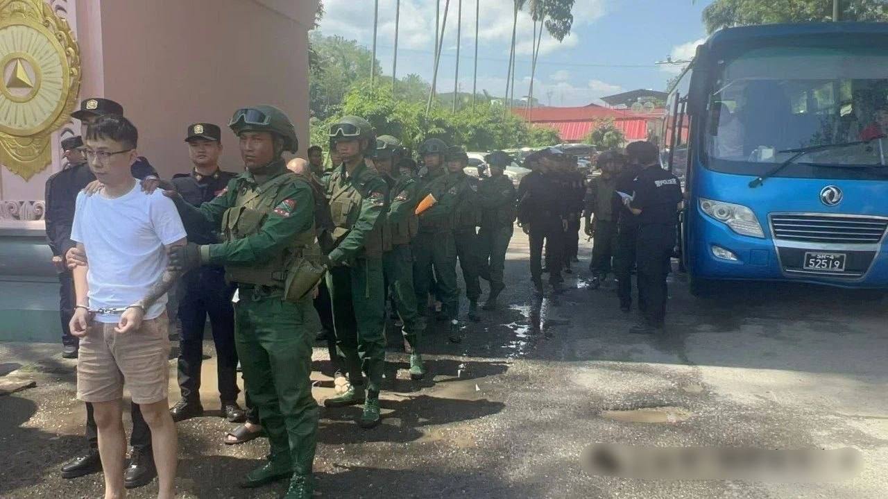 佤邦联手第四特区重拳剿杀电诈窝点 78 人落网 大批作案物资移交中方